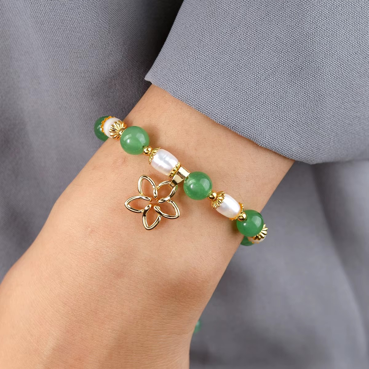 💚Bracelet Perles et Charms Plaqué Or 💚